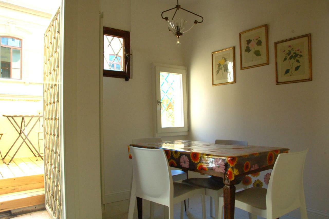 Borgo San Frediano Suites Florens Exteriör bild